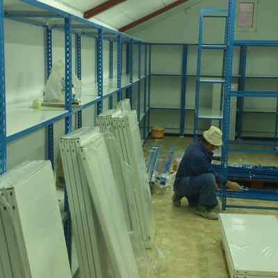 Suministro Y Colocación De Estanterías