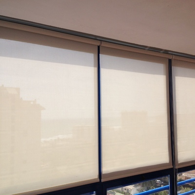 Estor enrollable screen