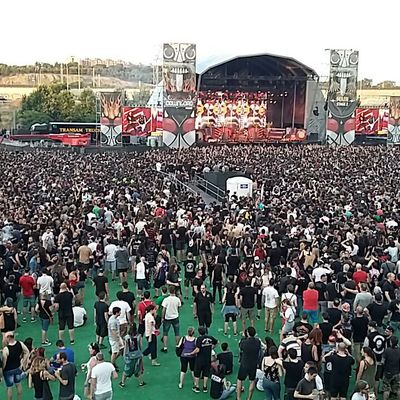 INSTALACIÓN DE CÉSPED ARTIFICIAL EVENTO