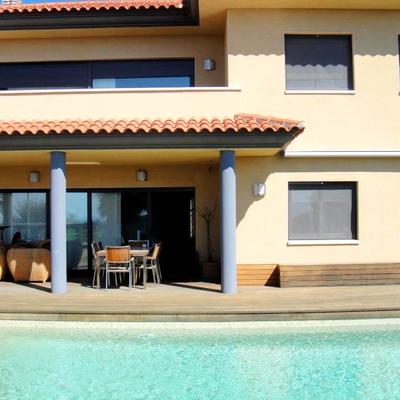 Exterior zona de de piscina