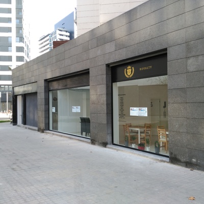 Academia de idiomas con bar