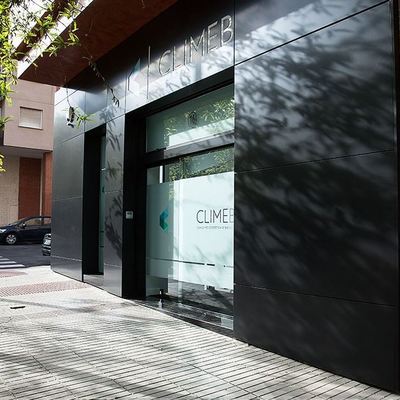 ADAPTACIÓN DE LOCAL EN BRUTO A CLÍNICA ESTÉTICA