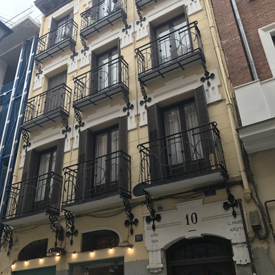 Rehabilitación de edificio en Regueros