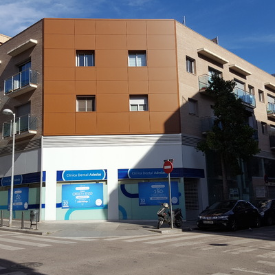 Fachada en panel composite