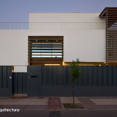 Fachada principal de la vivienda