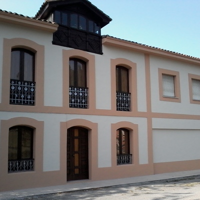 Rehabilitación y pintura de fachadas