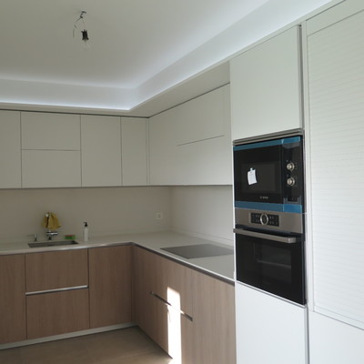 Foso de Pladur con iluminación LED en cocina.