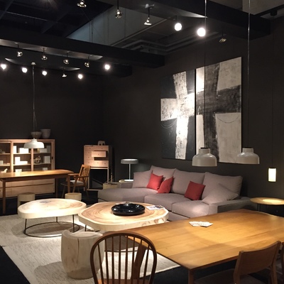 Foto panorámica del stand.