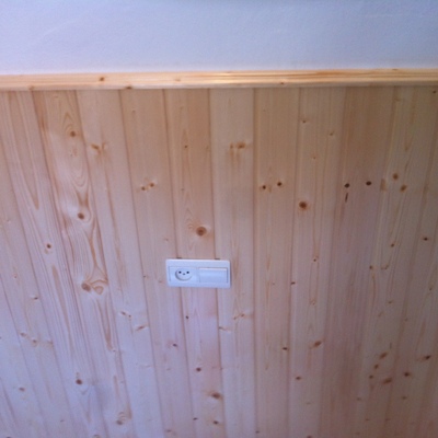 friso abeto barnizado