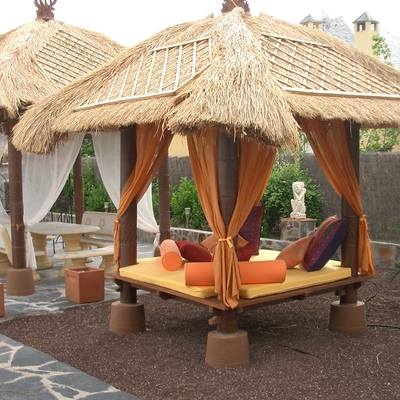 Gacebo y Cama Balinesas