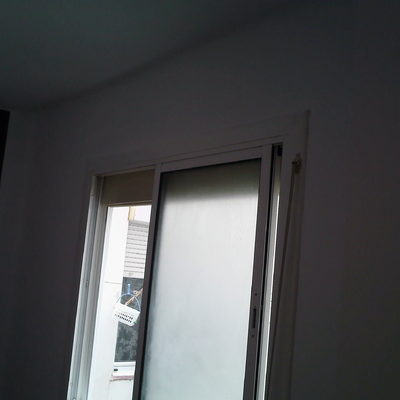 paredes de la habitación sin gotelé y lisas