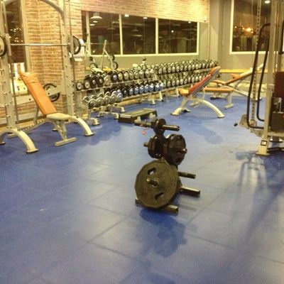Gimnasio On Fitness Center.