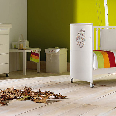 Habitación infantil cuna cambiador