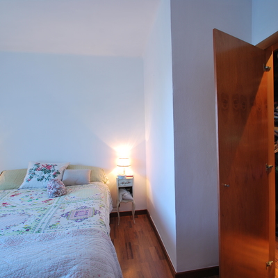 Habitacion matrimonio y vestidor de madera