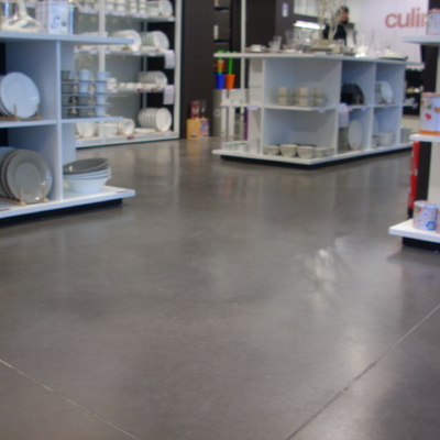 Pavimento en local comercial