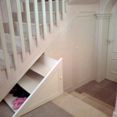 Armario bajo escalera