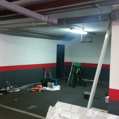 Instalacion puerta seccional en acceso garaje vivienda particular