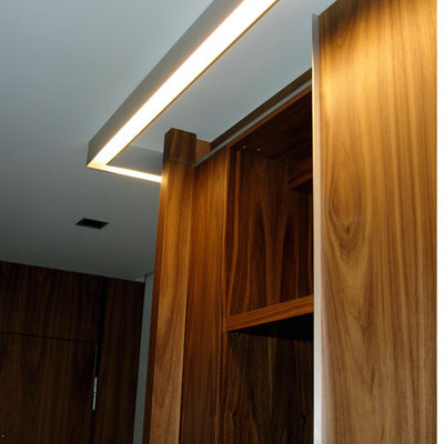 Iluminación e interior armario