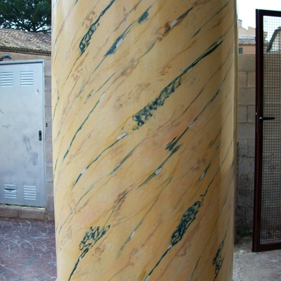 Imitación en columna