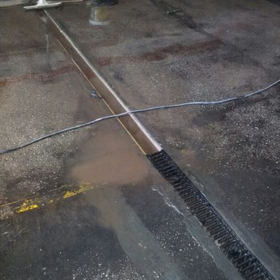 Impermeabilización Y Aplicación De Tratamiento Epoxi En Rampa Acceso A Parquing
