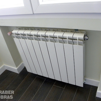 Instalación de radiador LAMBORGHINI por Traber Obras