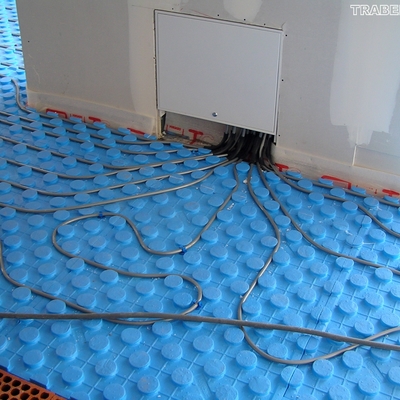 INSTALACIÓN DE SUELO RADIANTE. ARMARIO DE COLECTOR.