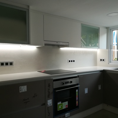 Reforma instalación eléctrica  cocina y baño