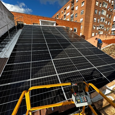 INSTALACIÓN EN COMUNIDAD DE VECINOS