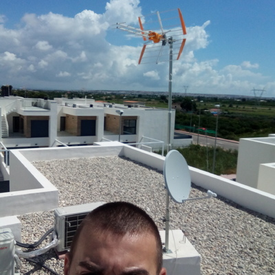 Instalar Antena De Vivienda O Comunidad
