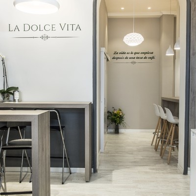 Interior Cafetería/Pastelería La Dolce Vita