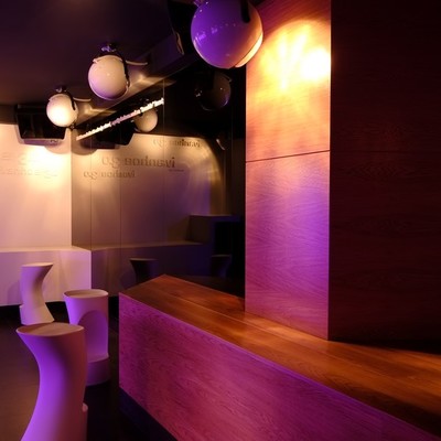 Interiorismo en Cáceres con estilo minimalista y futurista