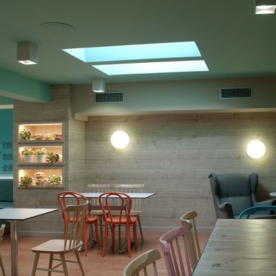 Interiorismo en un local centenario: Pastelería Bornaechea en Miranda de Ebro (Burgos)