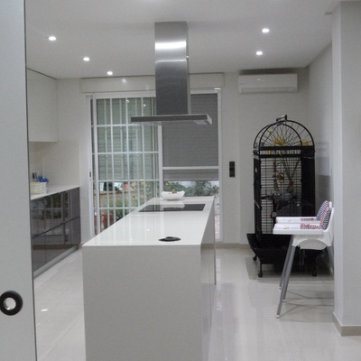 isla central e iluminación led