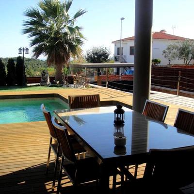 Jardín vista a la piscina