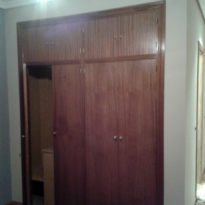 Lacar frente de armario por las dos caras