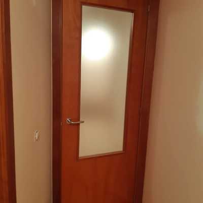 Lacado de puertas en blanco in situ, lacados de puertas y armarios en Barcelona