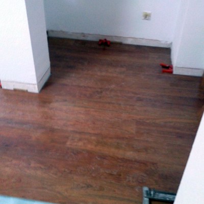 LAMINADO CLICK IN SIN BISEL CEREZO 1 LAMA