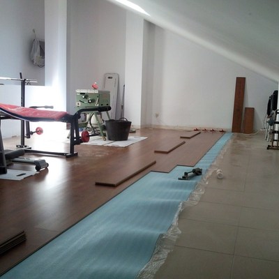 LAMINADO CLICK IN SIN BISEL CEREZO 1 LAMA