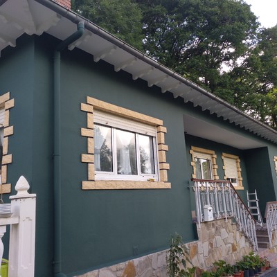 Pintado de fachada en Vega de Villafufre