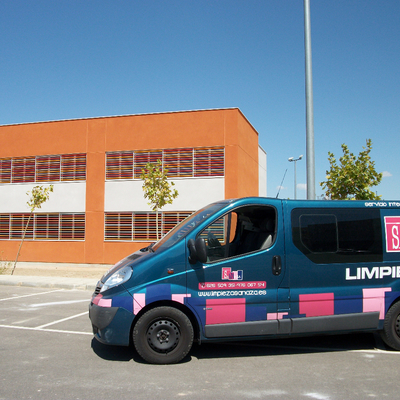 Limpieza fin de obra IES La Azucarera