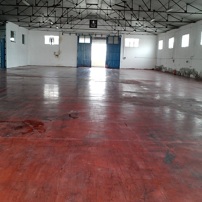 Limpieza de nave iindustrial