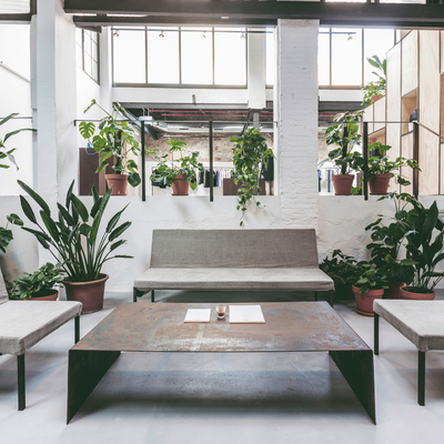 Reconversión de un parquing en una Concept Store en calle Aragó.