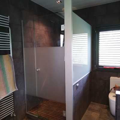 MAMPARA DE BAÑO