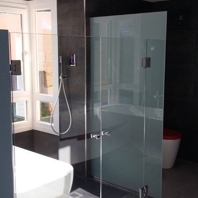 mampara baño principal