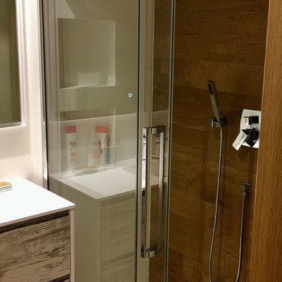 Mampara hecha a medida por nuestro cristalero