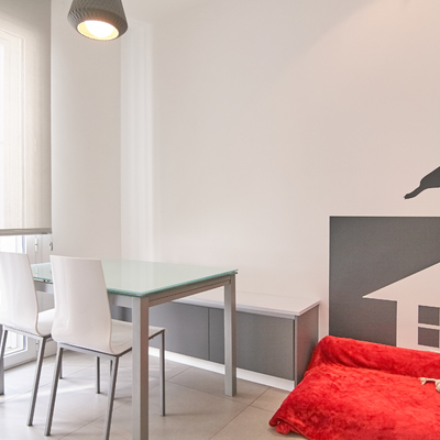 mesa y banco de office - posición 1