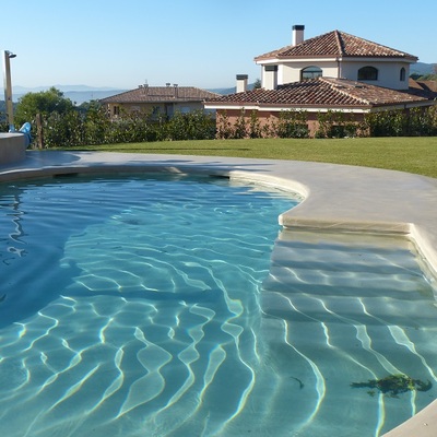 Microcemento en piscinas.