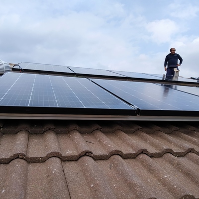 Instalación fotovoltaica residencial en tejado