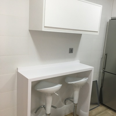 Mueble auxiliar diseño exclusivo de la propiedad