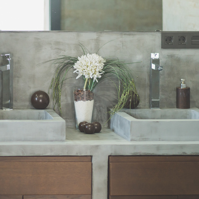 Mueble baño con lavabos superpuestos